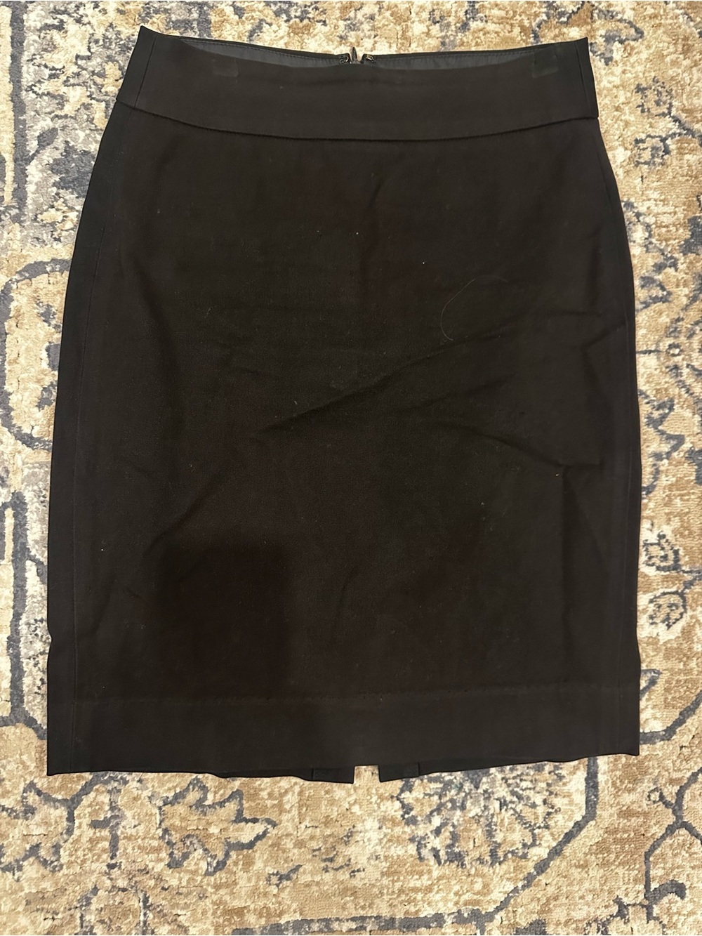 Banana Republic Black Pencil Skirt - Women's Skirt - size 0 petite